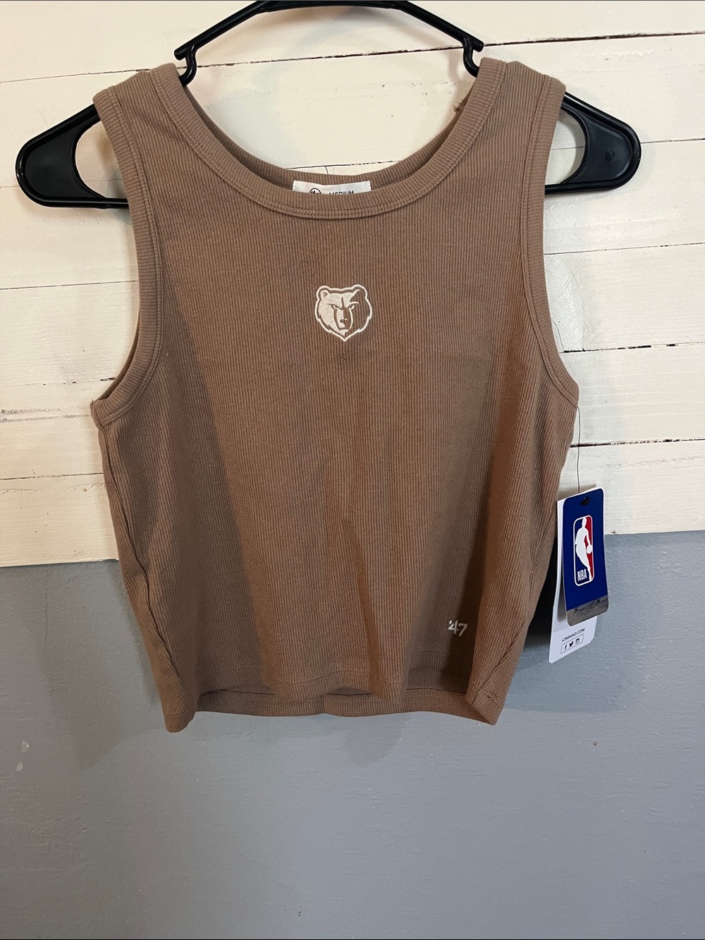 47 Women’s Memphis Grizzlies Tan Ribbed Crop Tank